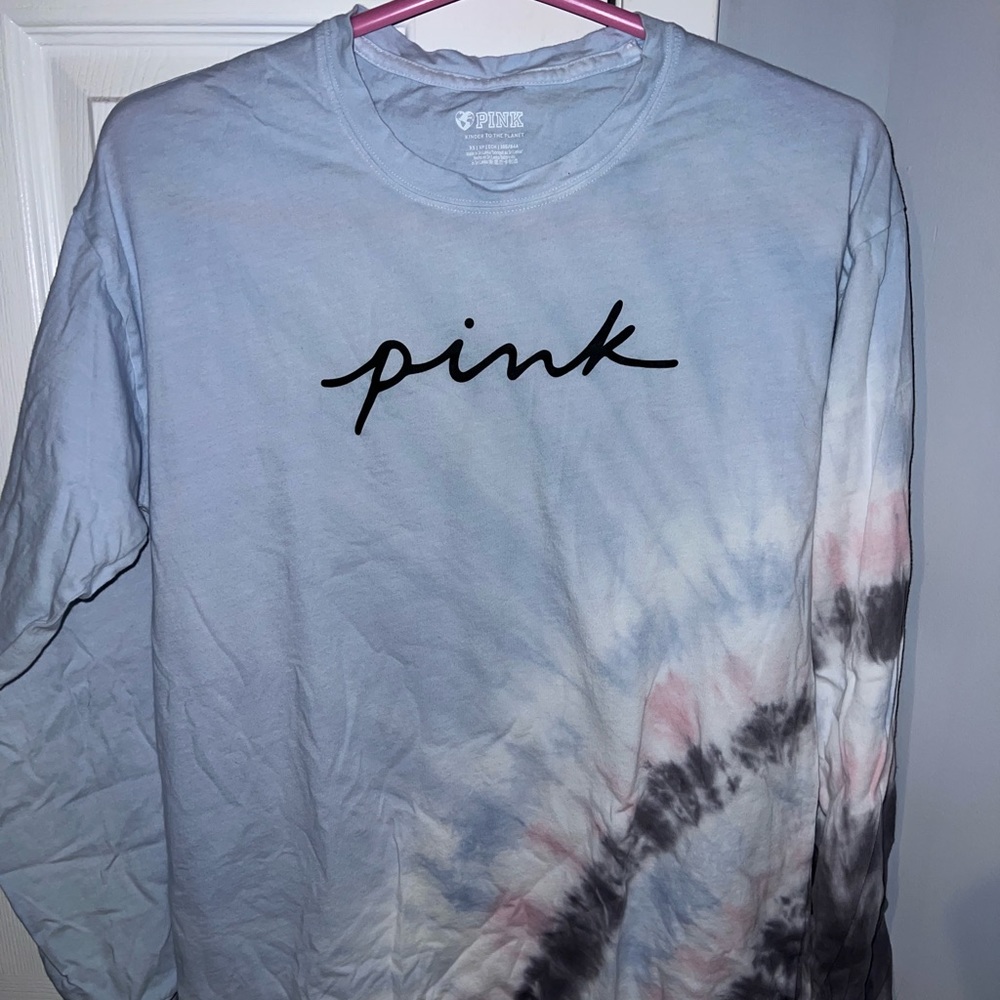VS Pink campus tee